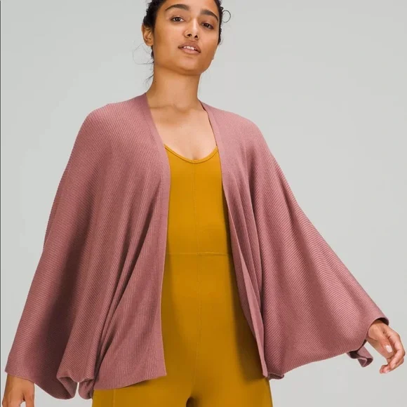 LOOKING FOR - Picture 2 of 2